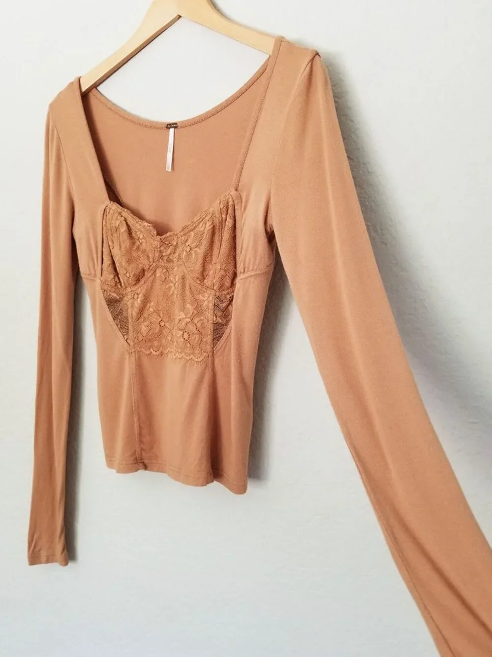 Free People Lace Coset Inset Sweetheart Long Sleeves Top M Camel Stretch Knit